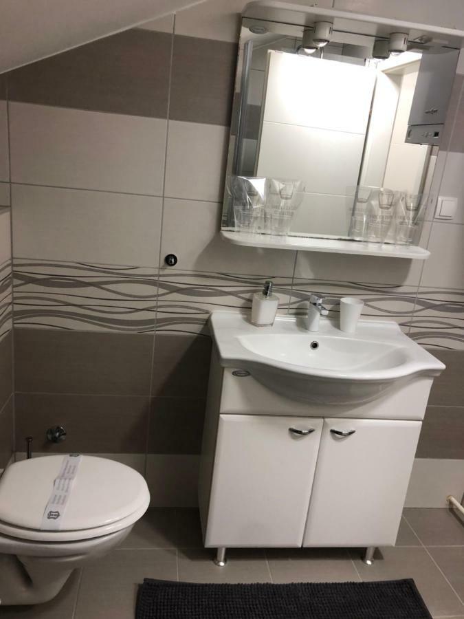 Apartman Koprivnica **** Hotel Luaran gambar